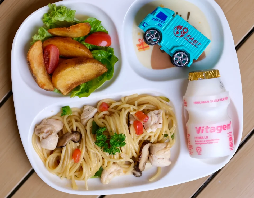 Chicken Aglio e Olio Spaghetti Kid